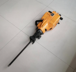 內(nèi)燃式鑿巖機(jī)使用維護(hù)方法